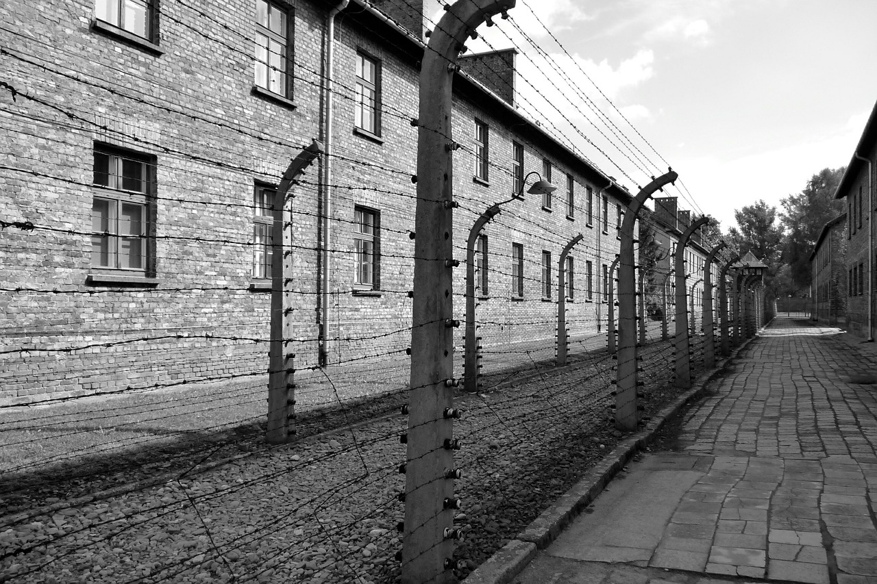 Kolejne „polskie obozy śmierci” w zagranicznej prasie