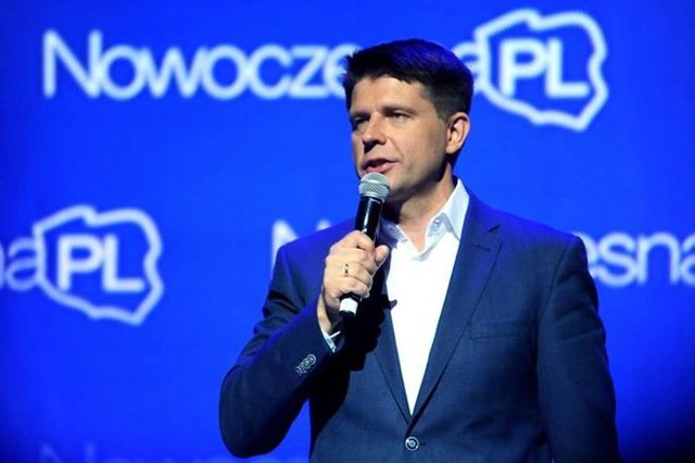 Nowoczesna chce odrzucenia projektu wprowadzającego kary za „polskie obozy”