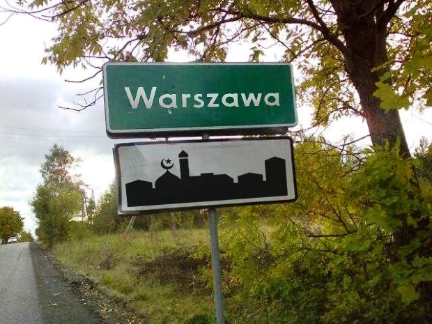 Warszawski ratusz nadal deklaruje chęć przyjmowania imigrantów