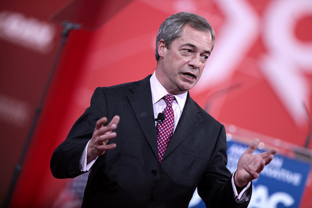 Nigel Farage podał się do dymisji