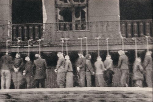 72 lata temu Niemcy w odwecie za zamach na Kutscherę powiesili 27 więźniów Pawiaka