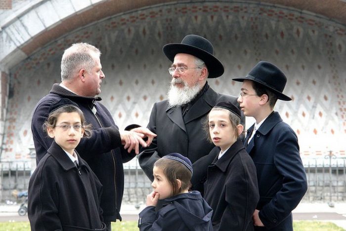 Żydowska bezczelność. Rabin chce usunięcia kościoła z terenu Auschwitz-Birkenau