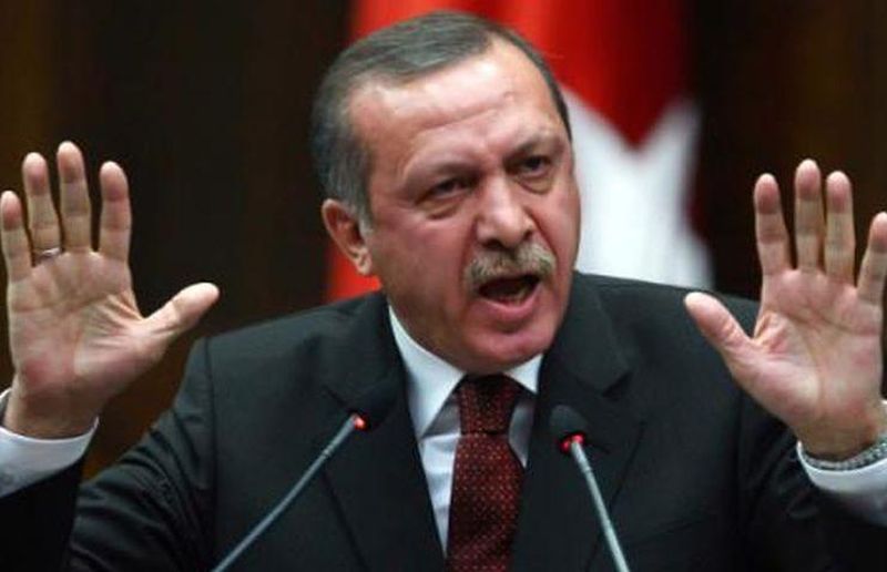 Erdogan grozi otwarciem granic i zalewem imigrantów