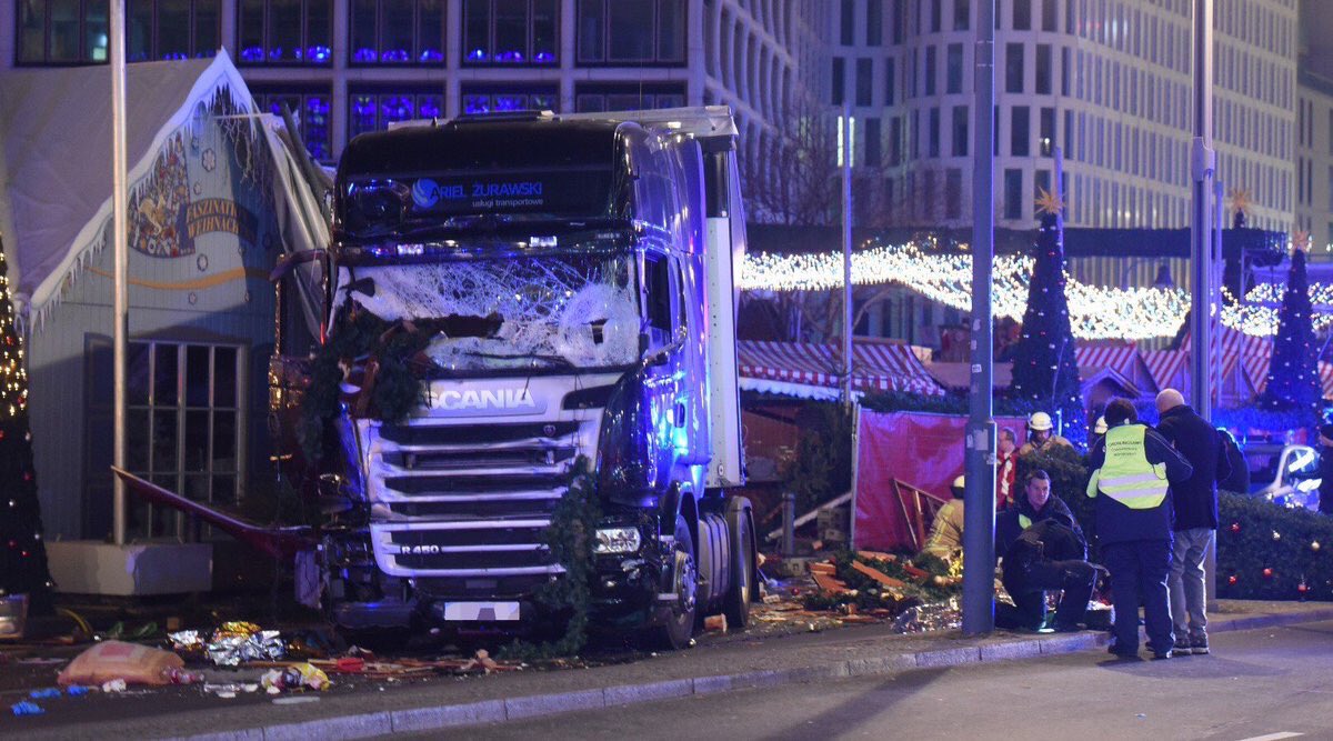 Ciężarówka z zamachu w Berlinie może trafić do muzeum