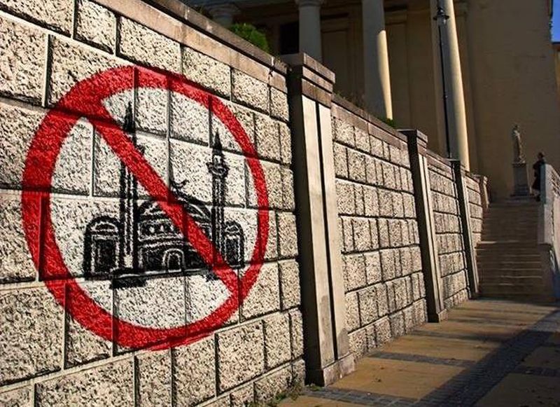 Miasto na Węgrzech zakazuje budowy meczetów
