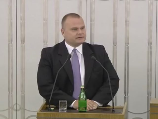 Kandydat Trzaskowski nie chce ukarania winnych. „Nie będę wzywał Waltza, by oddał pieniądze”