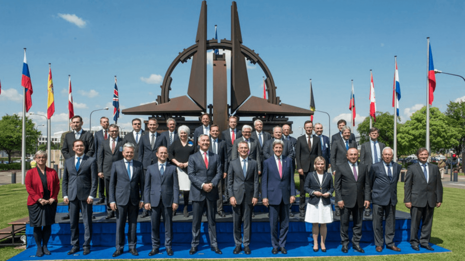 70 urodziny NATO i kolejny wróg na horyzoncie